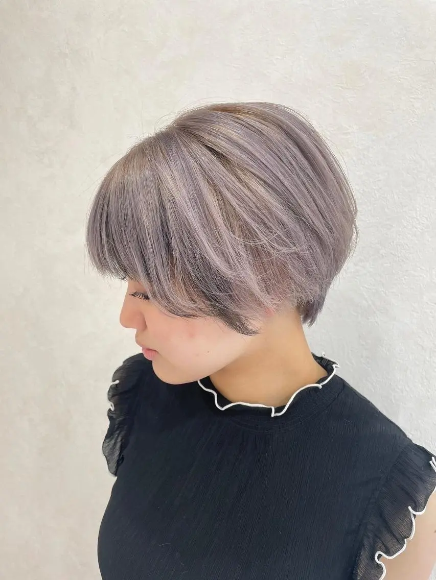 セミロング 🌈ハイトーンカラー /艶カラー🌈たくやのヘアスタイル