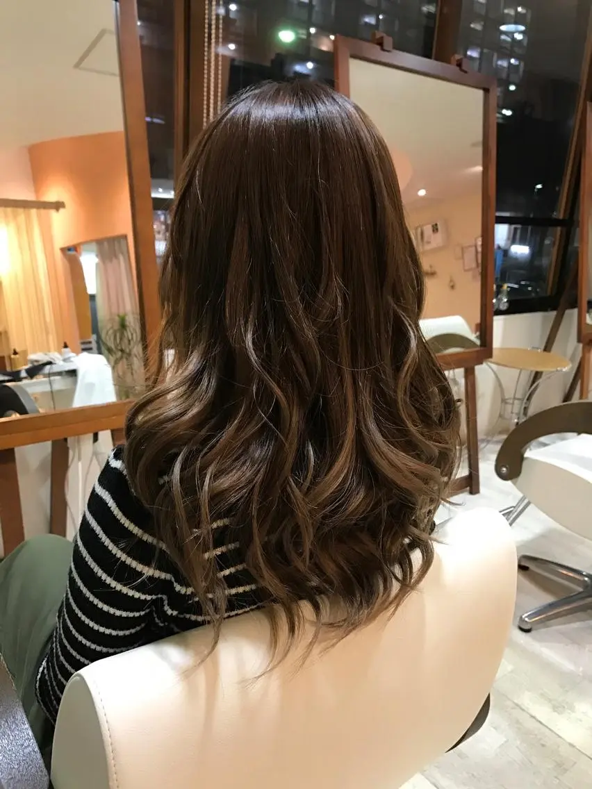 ロング 顔周り特化〜RIHO /CLUTCH博多のヘアスタイル