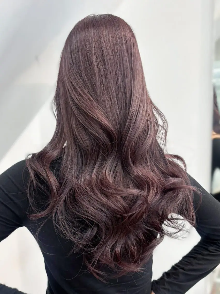 セミロング カラー ベージュカラー ピンクカラー ピンクベージュ 顔まわりレイヤー 顔周りカット カット ヘアカラー トリートメント ITbyALBUM 下北沢店のヘアスタイル