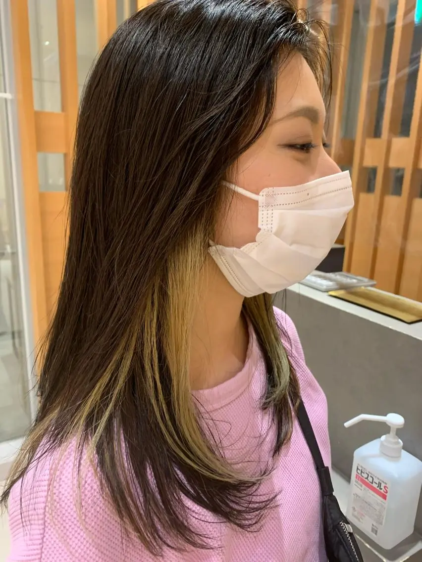 ロング ARMONY秋山輝也 コテ巻き風パーマ特化のヘアスタイル