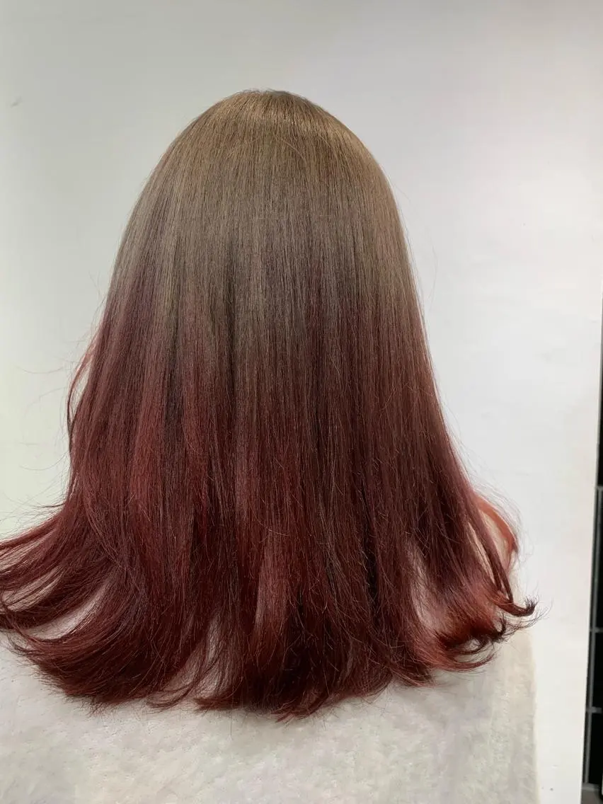 セミロング カラー ヘアアレンジ ブリーチ ケアブリーチ グラデーションカラー グレージュ ピンクカラー ヘアカラー トリートメント THE./ブリーチ 透感カラー/髪質改善のヘアスタイル