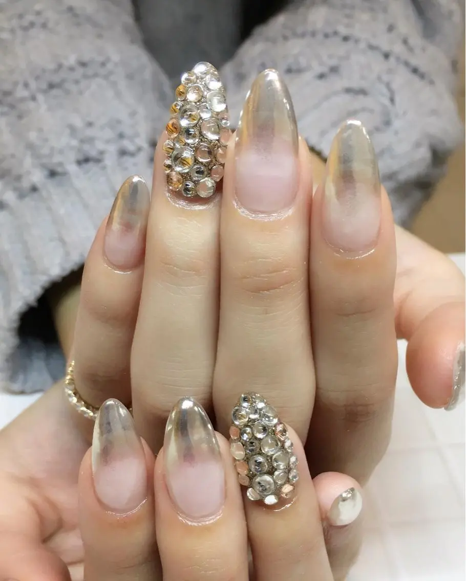 ネイル クリアネイル グラデーション ミラーネイル 持ち込み スカルプネイル nail salon Soeurのネイルデザイン