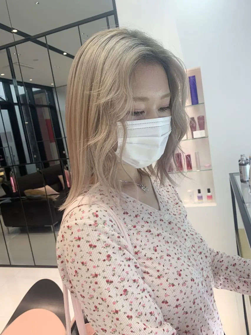 ミディアム カラー カット ヘアカラー トリートメント レイヤー/ブリーチ HIKARU ♡のヘアスタイル
