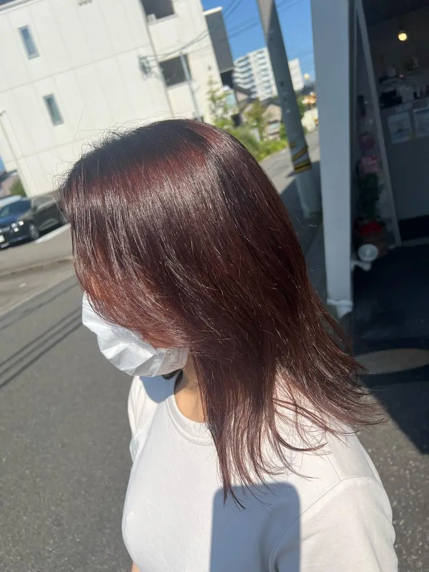 セミロング カラー ヘアアレンジ ブラウンカラー ピンクカラー ピンクブラウン カット ヘアカラー トリートメント APREKO SAYAKAのヘアスタイル