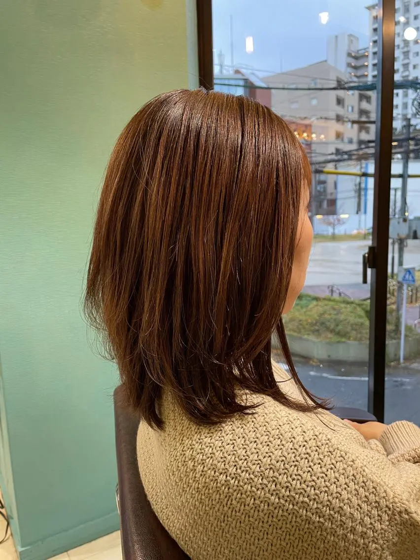 ミディアム カラー ブラウンカラー ハイライトカラー ピンクカラー ピンクブラウン ハイライト ヘアカラー 末石 智のヘアスタイル