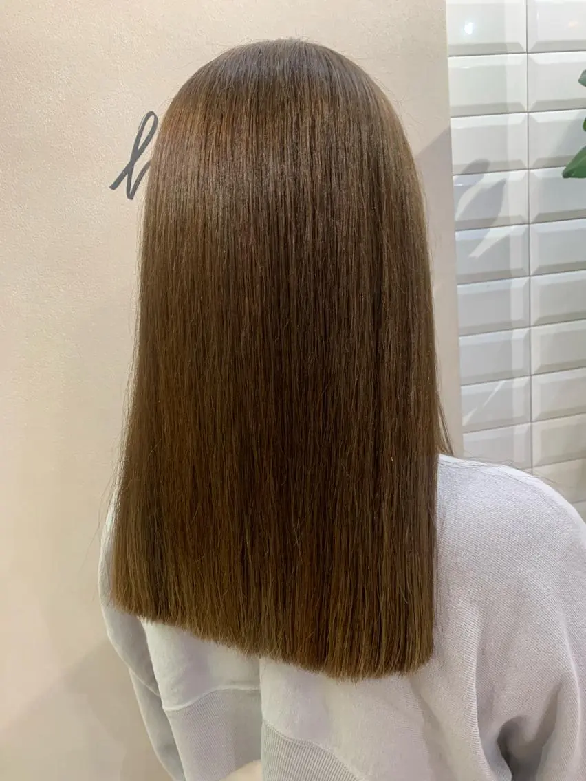 ロング カラー hubhair レイヤー/透明感のヘアスタイル