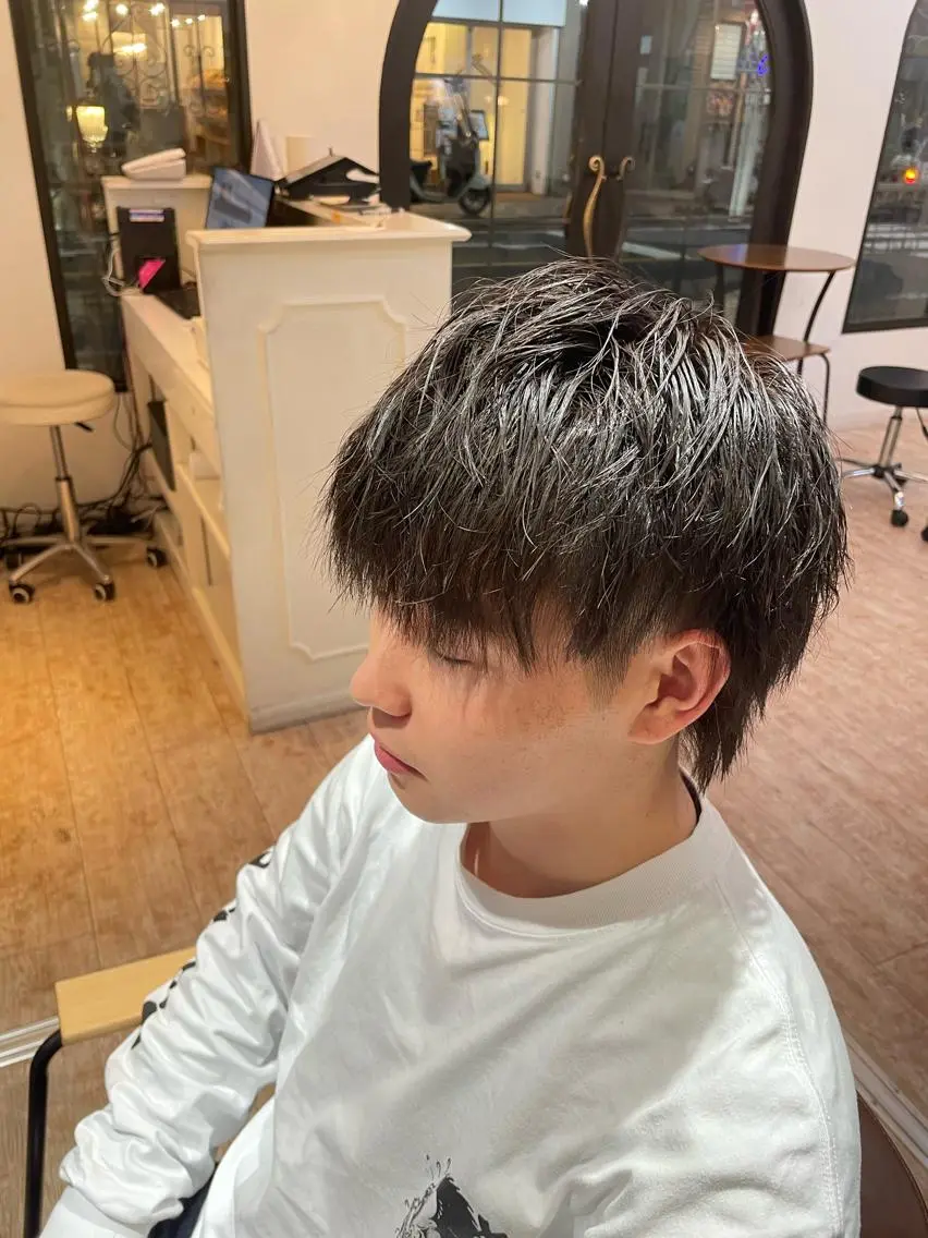 メンズ メンズパーマ メンズウルフカット ウルフカット 杉山 蒼汰のヘアスタイル