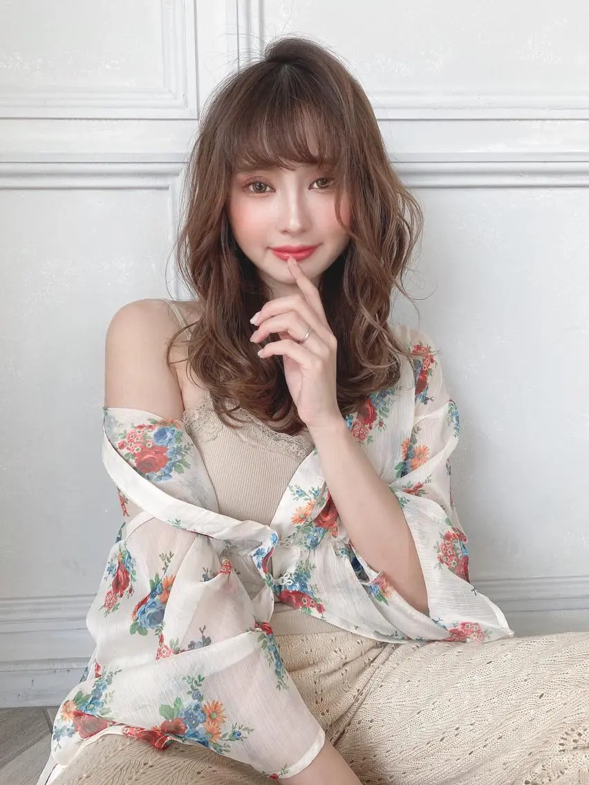 セミロング カラー ヘアアレンジ Zina 渋谷のヘアスタイル