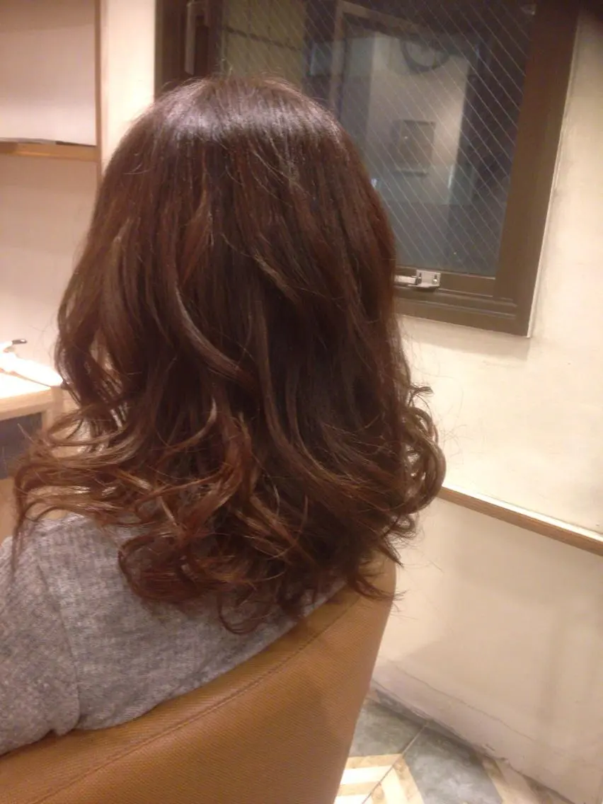 ミディアム カラー ヘアアレンジ ダブルカラー 【体験】韓国 メイク&ヘア天神のヘアスタイル