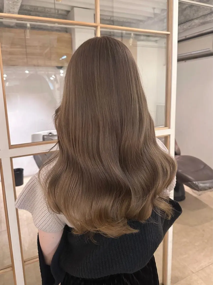 ロング ヘアカラー sayumi 🍒のヘアスタイル