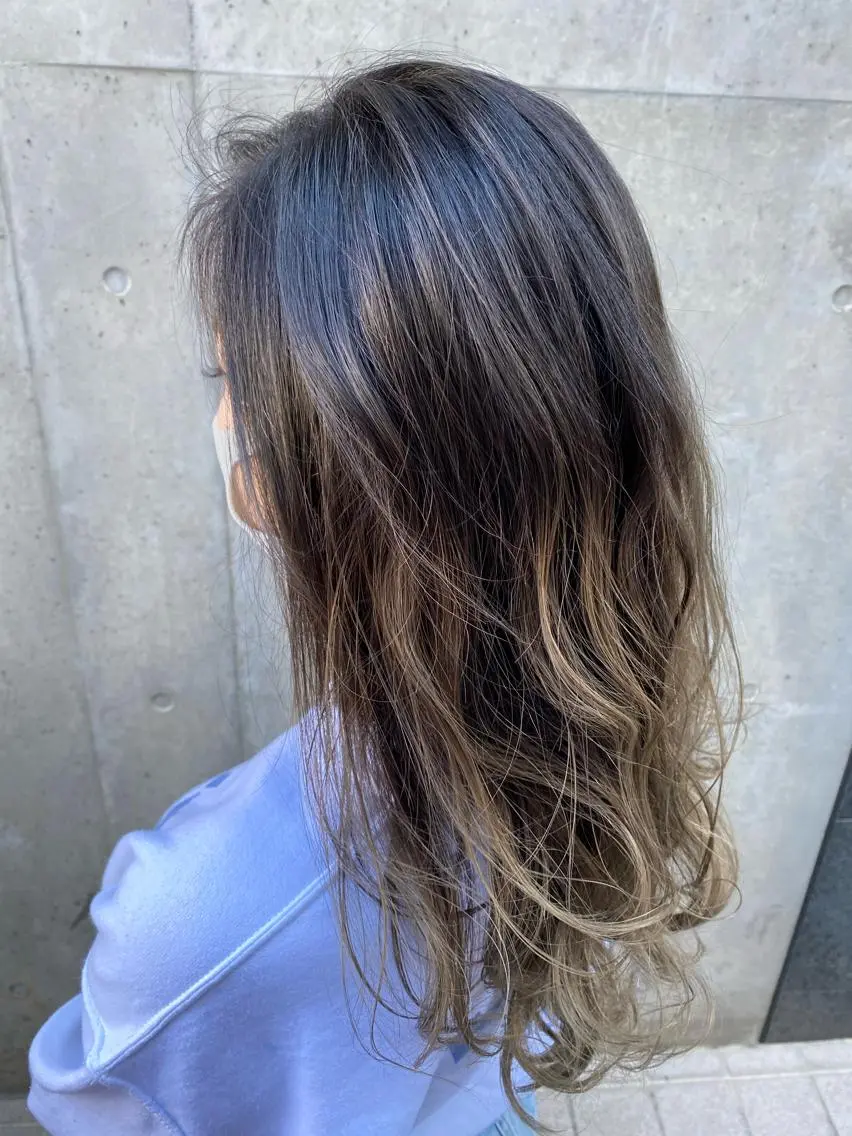 ロング カラー ⭐️エクステ指名 No.1⭐️高頭のヘアスタイル
