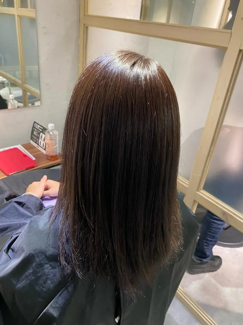 セミロング カラー ブラウンカラー ナチュラルブラウン 縮毛矯正 カット ヘアカラー トリートメント 三吉 悠介のヘアスタイル