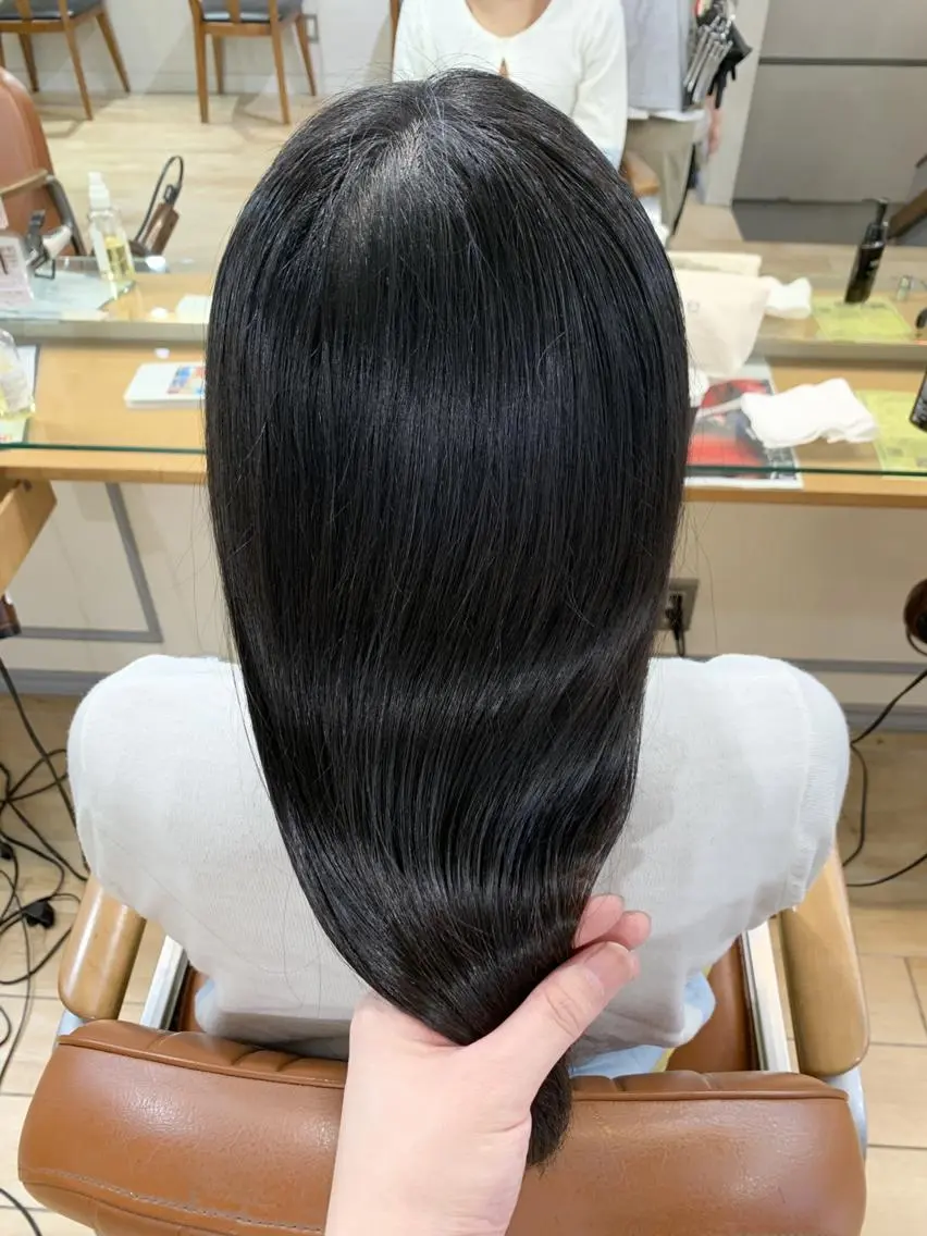 ロング 髪質改善 トリートメント 山下 直人のヘアスタイル