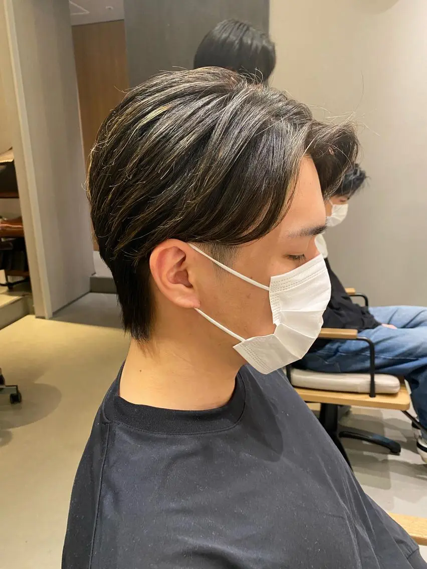 ミディアム メンズ ミディアムパーマ メンズパーマ unopulir 景山　凌のヘアスタイル