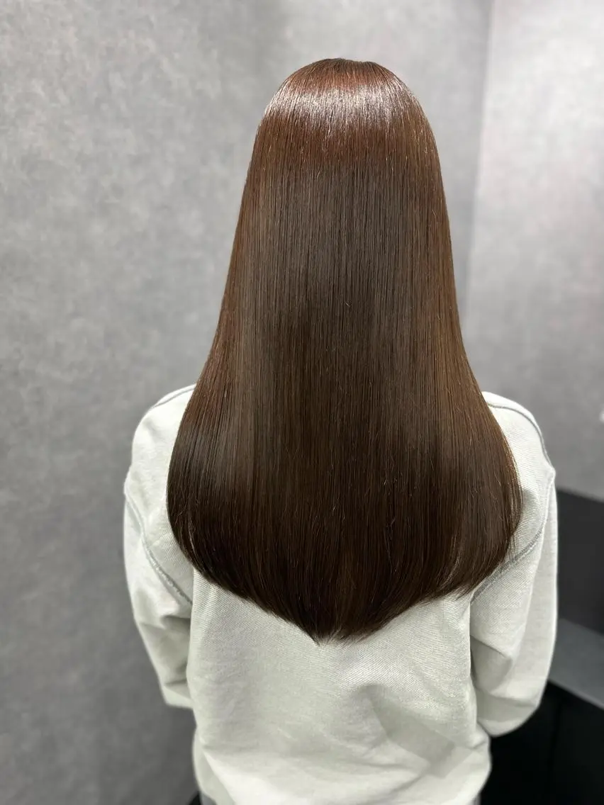 ロング トリートメント カット ヘッドスパ 岩崎 恵実のヘアスタイル