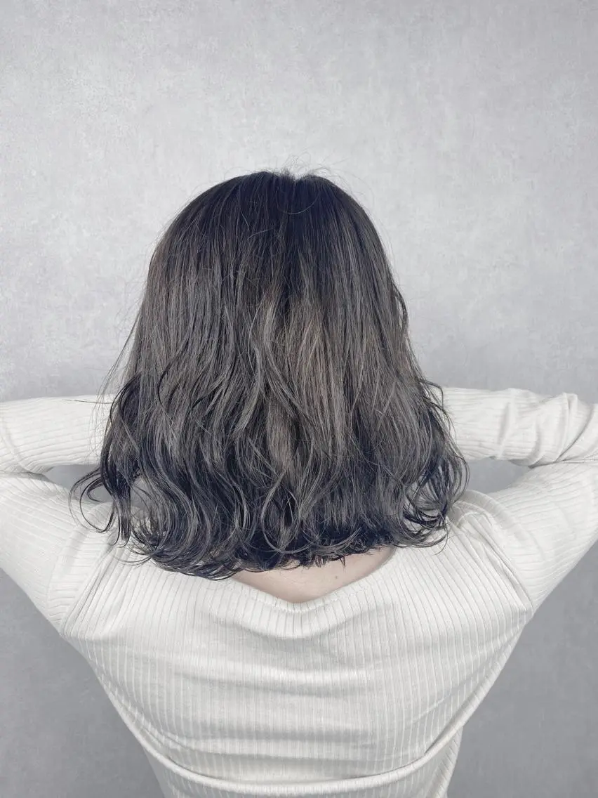 ミディアム ＳＨＩ ＺＵのヘアスタイル