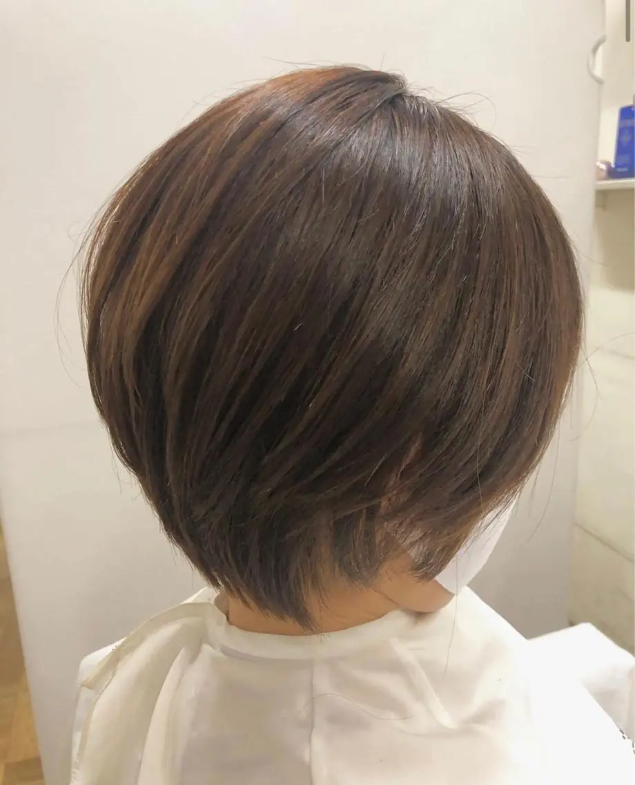 ショート カット ヤナギウチ エリカのヘアスタイル