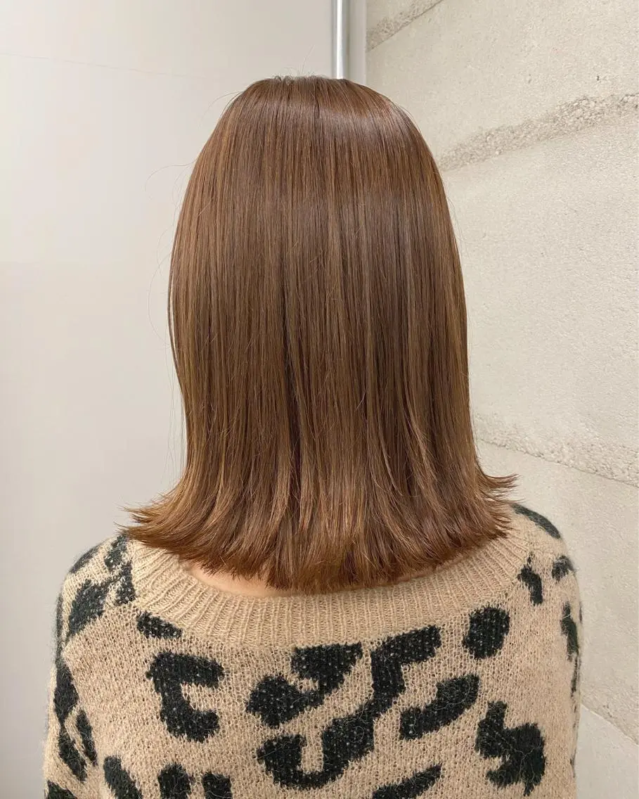 ミディアム ナガイ アヤのヘアスタイル