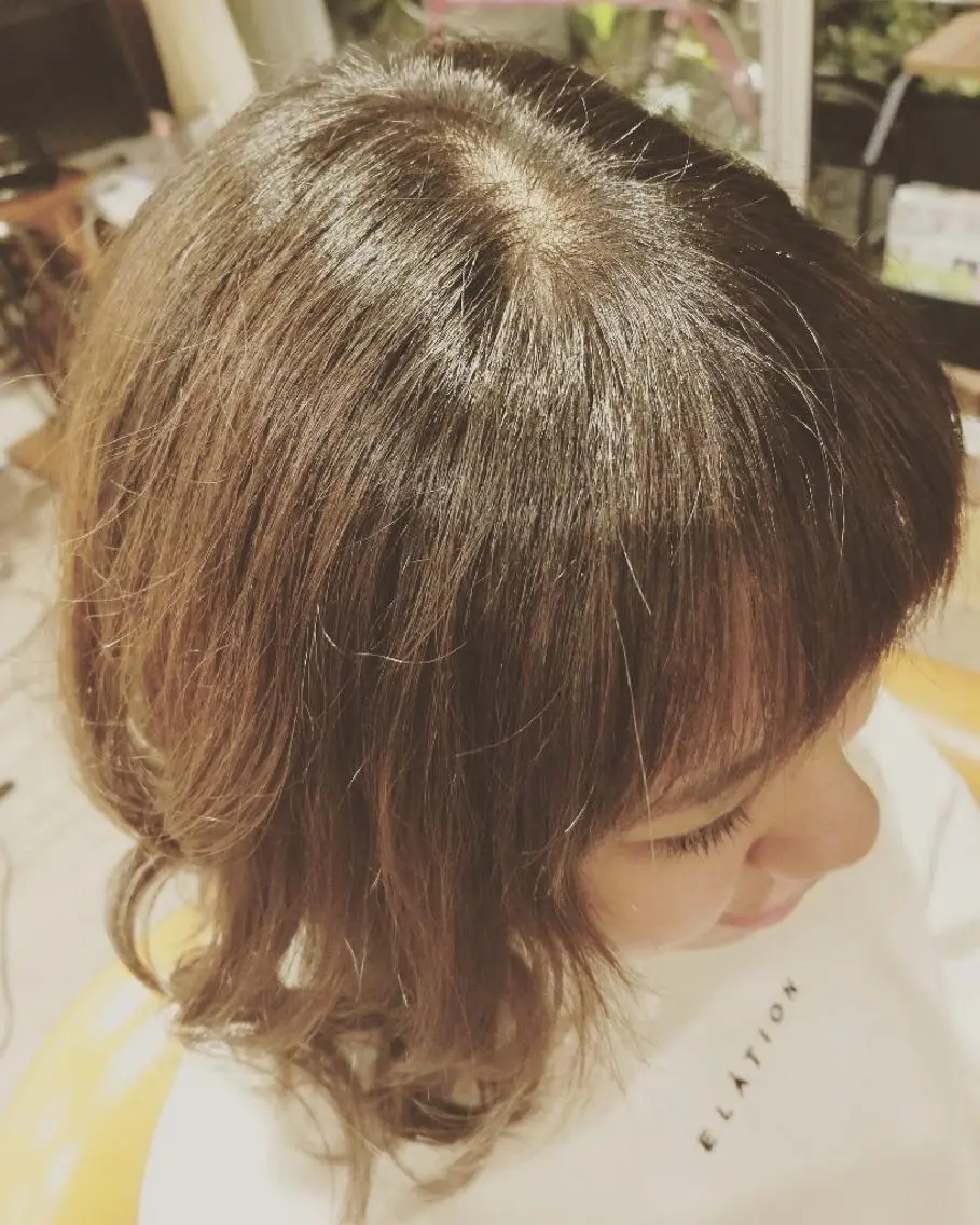 ミディアム パーマ カラー ミディアムパーマ アディクシーカラー バレイヤージュ イルミナカラー オーガニックカラー spa hair ark 富井直美のヘアスタイル