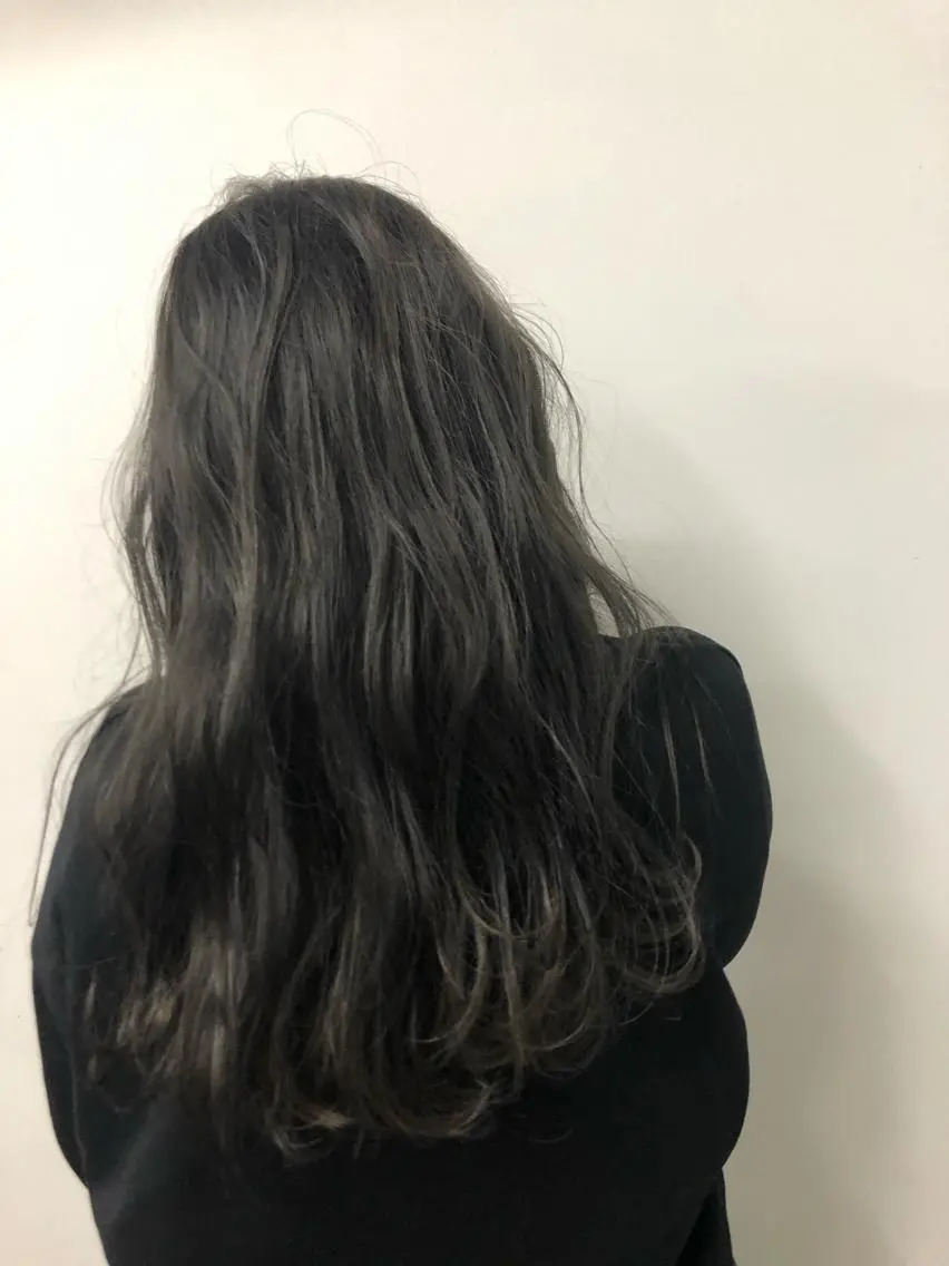 ロング カラー ブリーチ カット パーマ ニュアンスヘア🌔 nanakoのヘアスタイル