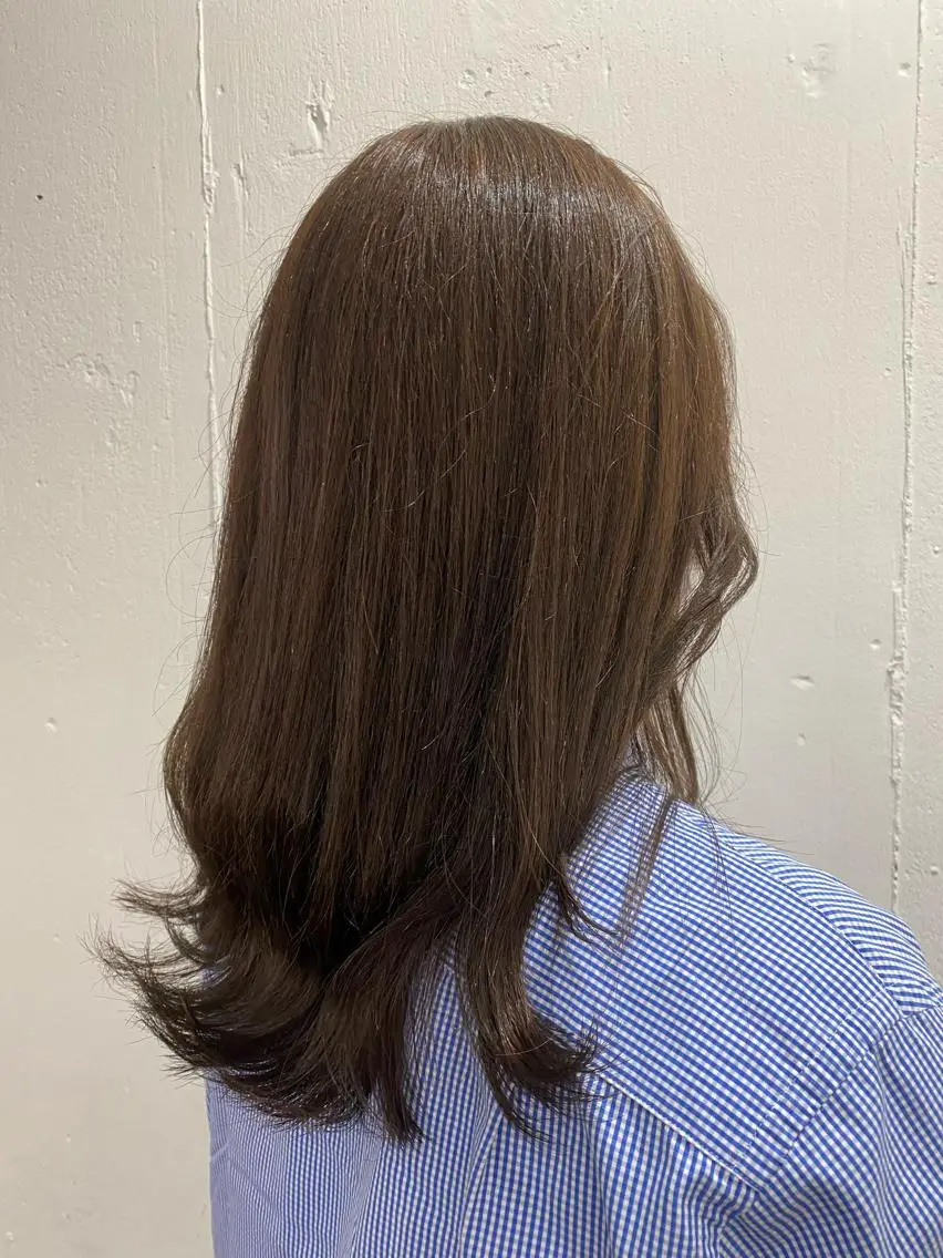 ロング パープルカラー カット ヘアカラー トリートメント 透明感カラー名駅 名駅みゆのヘアスタイル