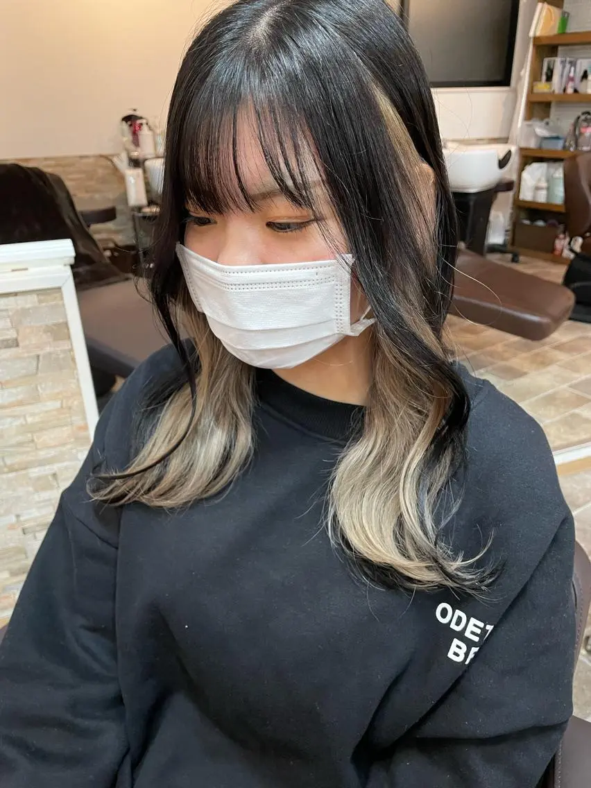 ロング カラー カット ヘアカラー トリートメント YUI/ ブリーチカラー🌷のヘアスタイル