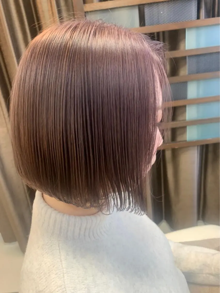 ミディアム カラー 羽エクステ🪽 🤍まき🤍のヘアスタイル