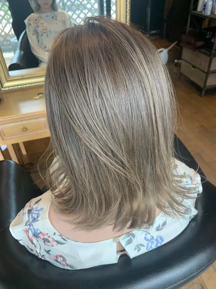 セミロング カラー 🍋old✂︎ CHIHOの眉毛・アイブロウイメージ