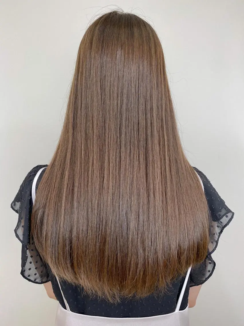 セミロング カラー ベージュカラー オリーブベージュ トリートメント カット ヘアカラー トリートメント 【透明感、艶髪】西村 有司のヘアスタイル