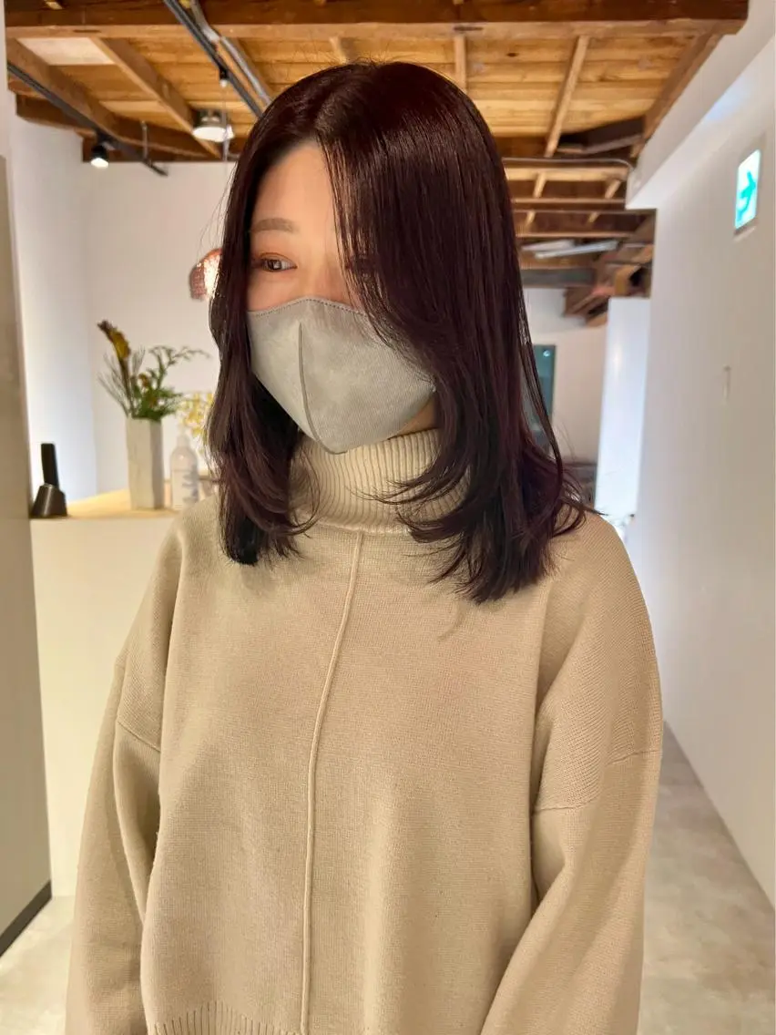 ミディアム カラー io濱川 遥のヘアスタイル