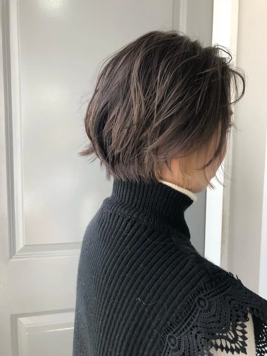 ショート カラー インナーカラー Pia ツボイ ケイタのヘアスタイル