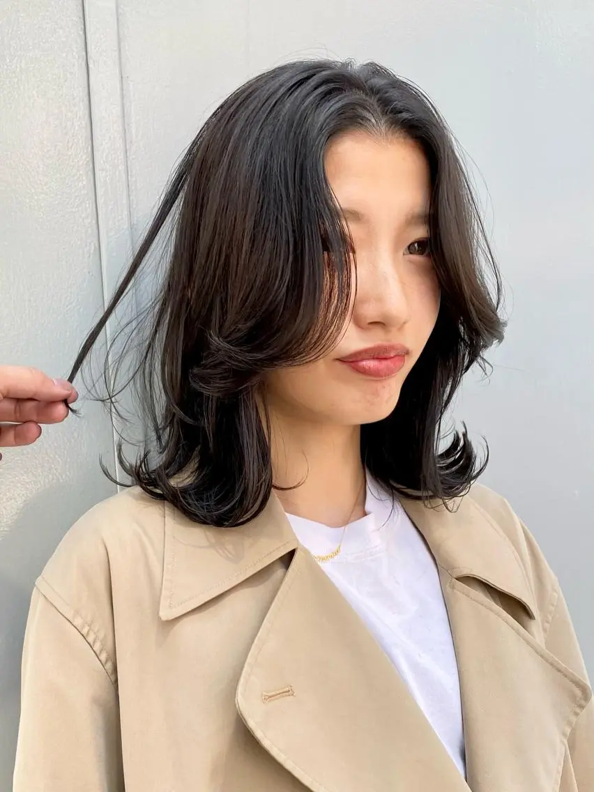ミディアム カラー 顔まわりレイヤー× 韓国ヘアオタベシンヤのヘアスタイル