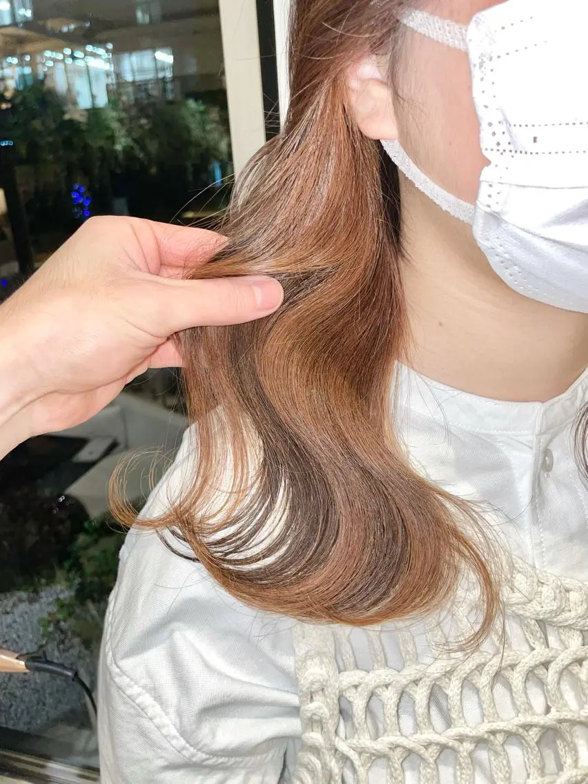 ロング カラー インナーカラー 🩵アンブレラカラー 髪質改善 丸尾】のヘアスタイル