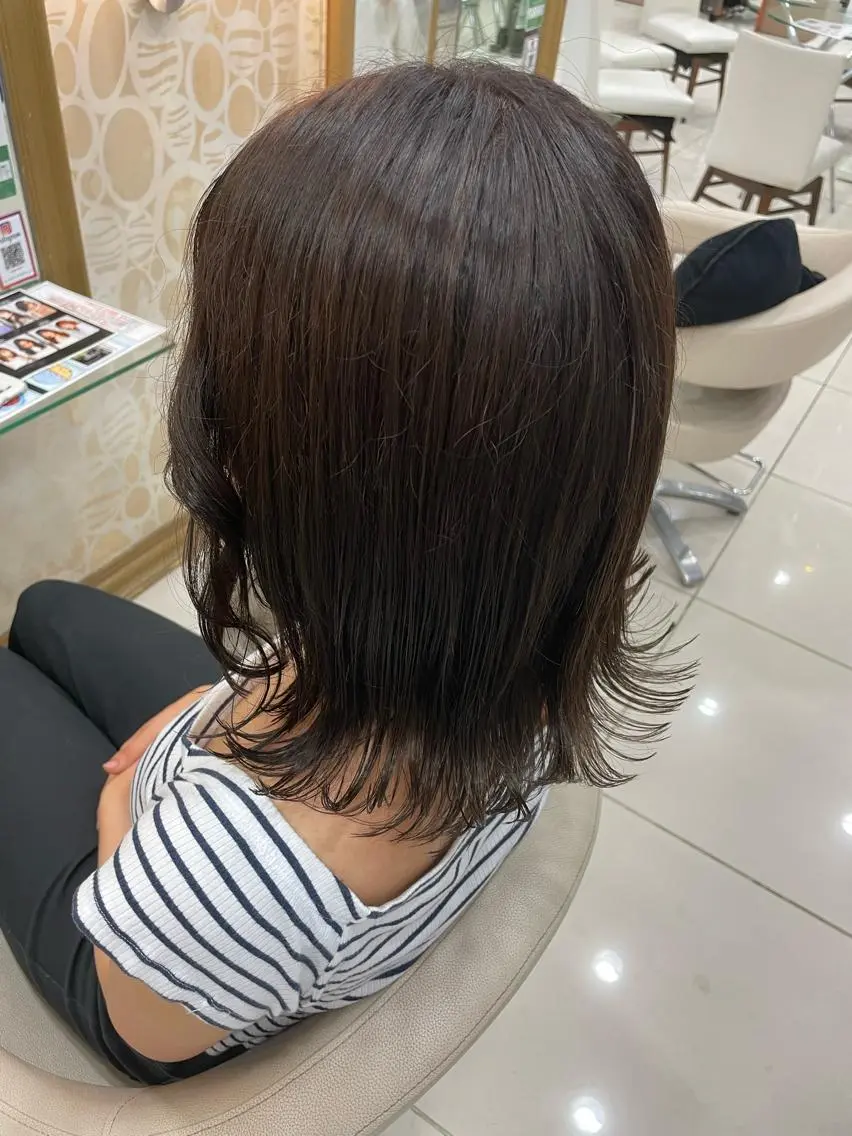 セミロング カラー Rena 🌟のヘアスタイル