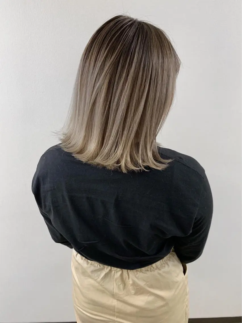ミディアム ヘアカラー トリートメント 植田 彩のヘアスタイル