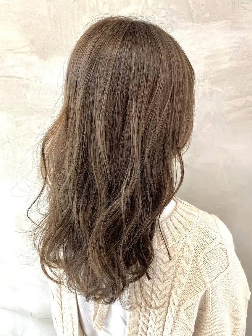 セミロング カラー カット ヘアカラー トリートメント 🫧透明感カラー🫧 OIKAWAのヘアスタイル