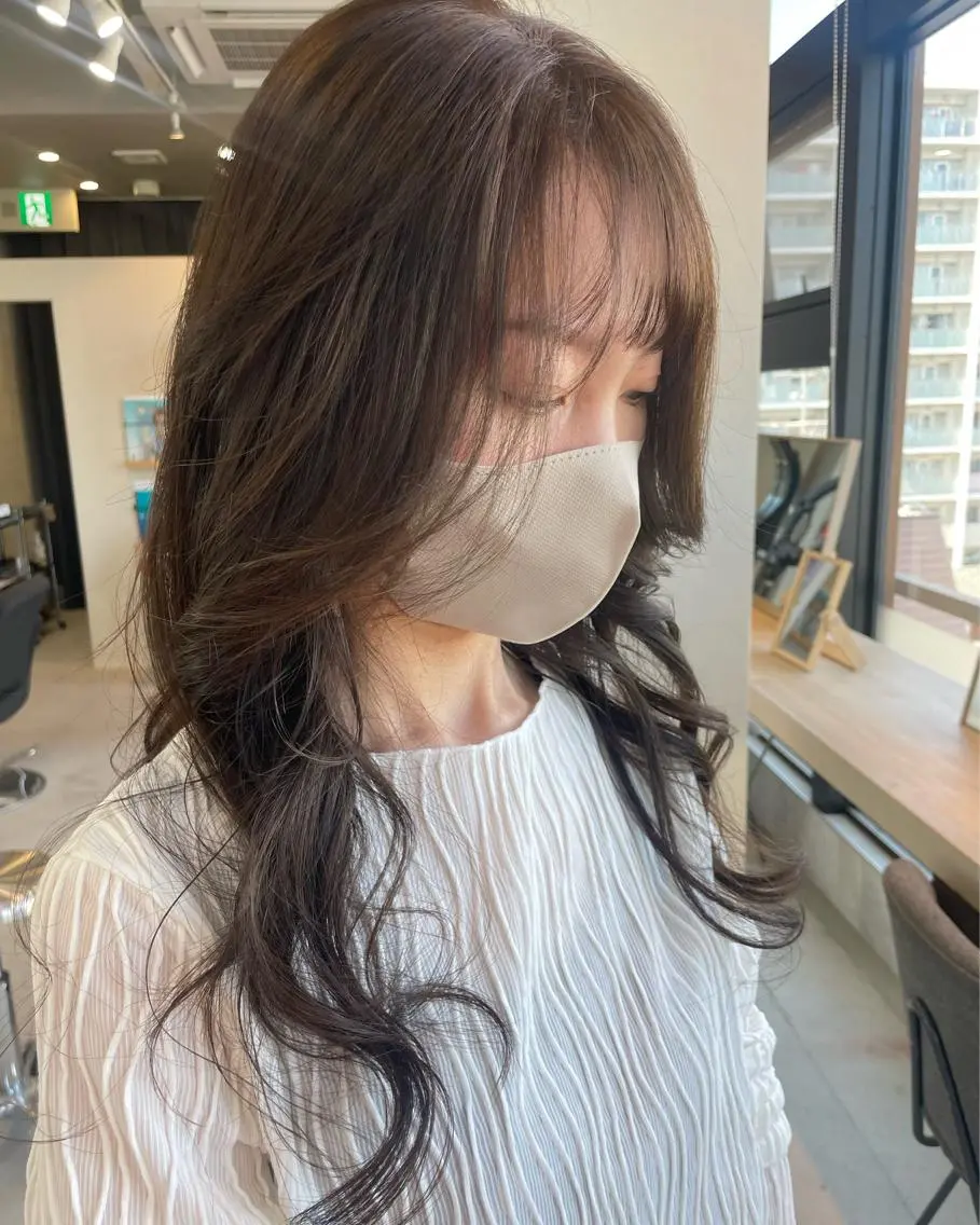 セミロング カラー ベージュカラー オリーブベージュ AKI 🐉のヘアスタイル