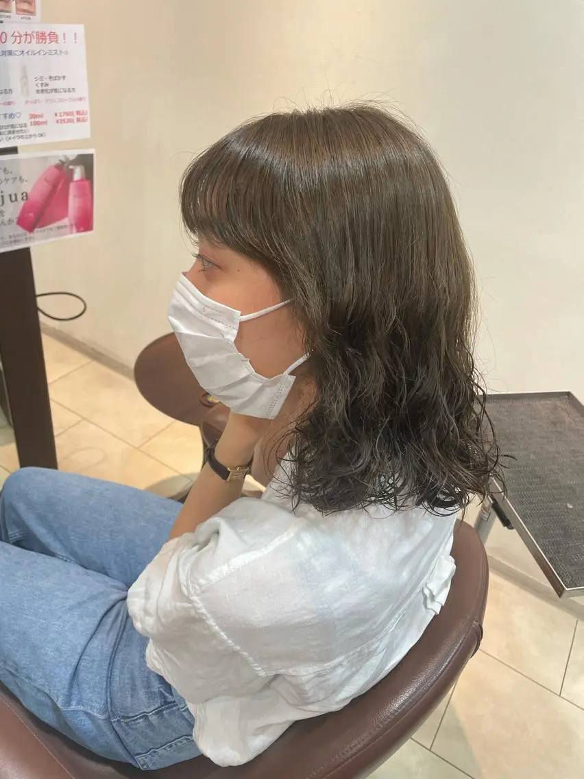 ミディアム ，comma rinka💖✨のヘアスタイル