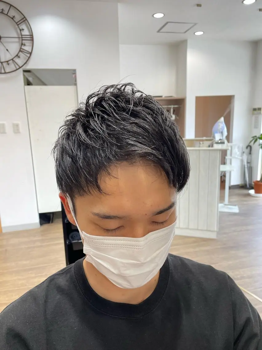 ショート メンズ モヒカン 佐々木 浩之のヘアスタイル