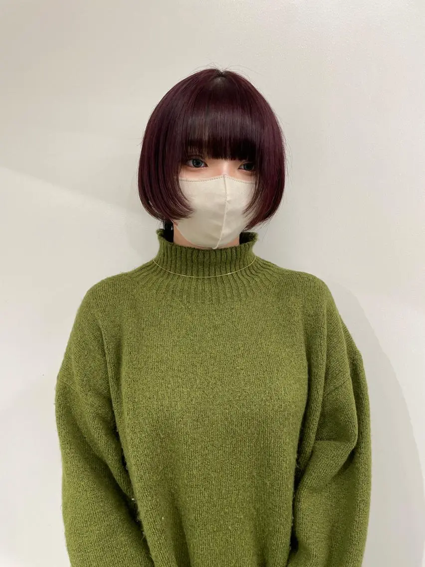ショート カラー 切りっぱなしボブ レイヤー/縮毛矯正のヘアスタイル
