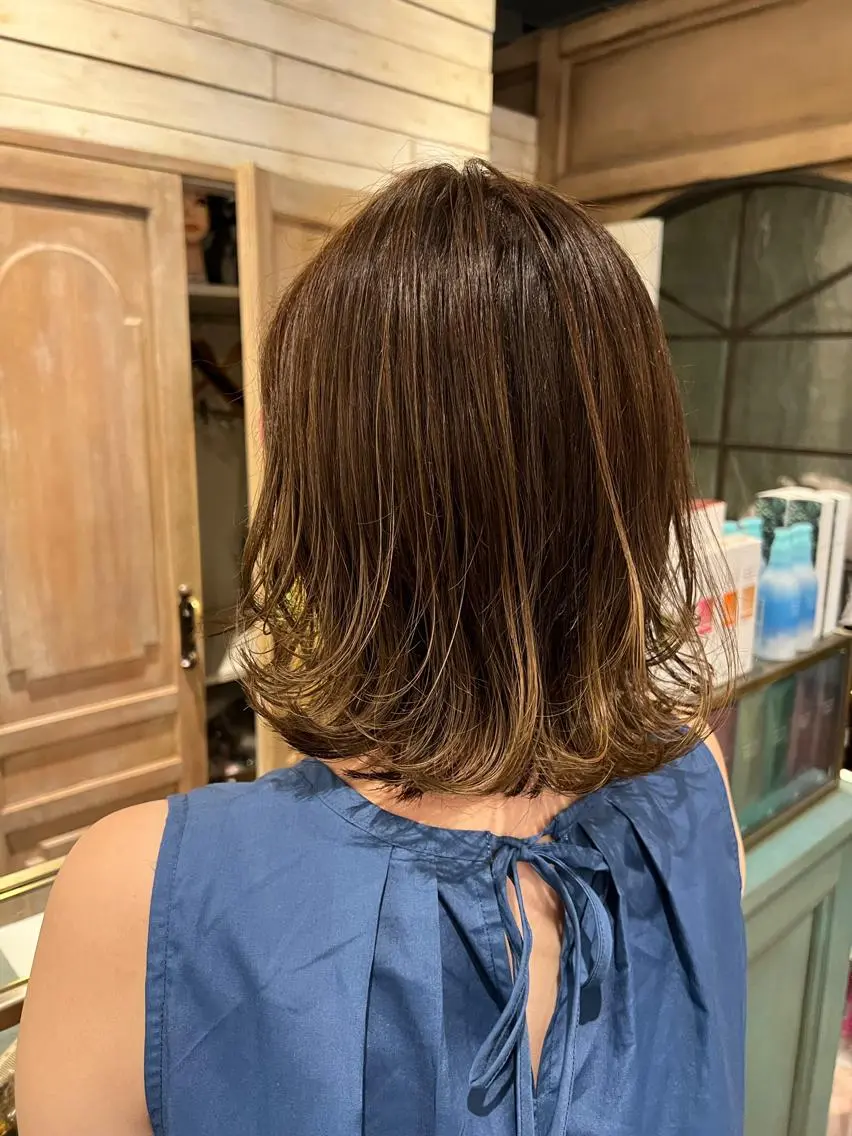 ミディアム ハイライト/レイヤー 木下翔太のヘアスタイル