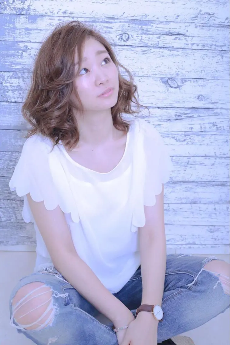 ミディアム 伊藤 裕貴のヘアスタイル