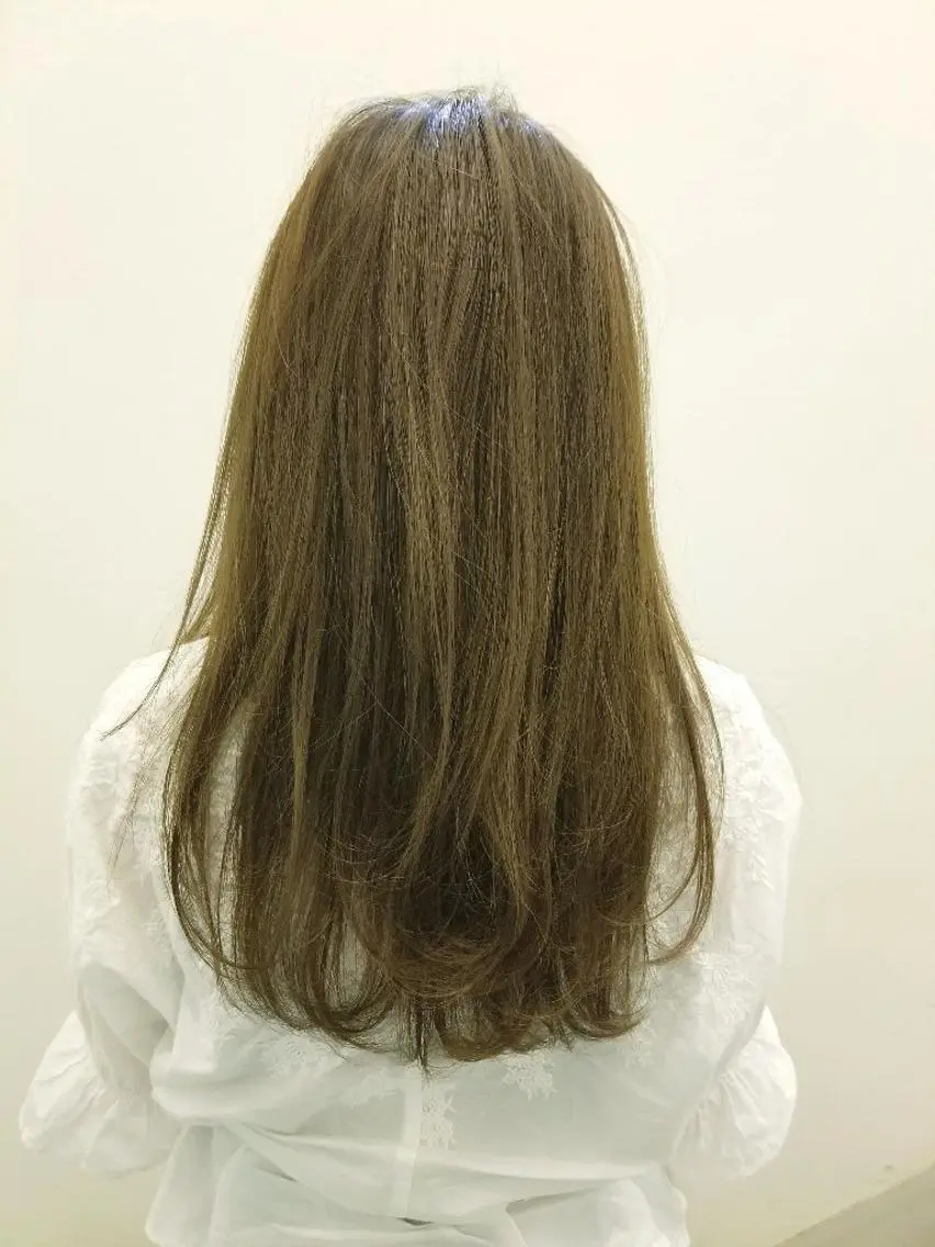 ロング カラー 関口 友菜のヘアスタイル