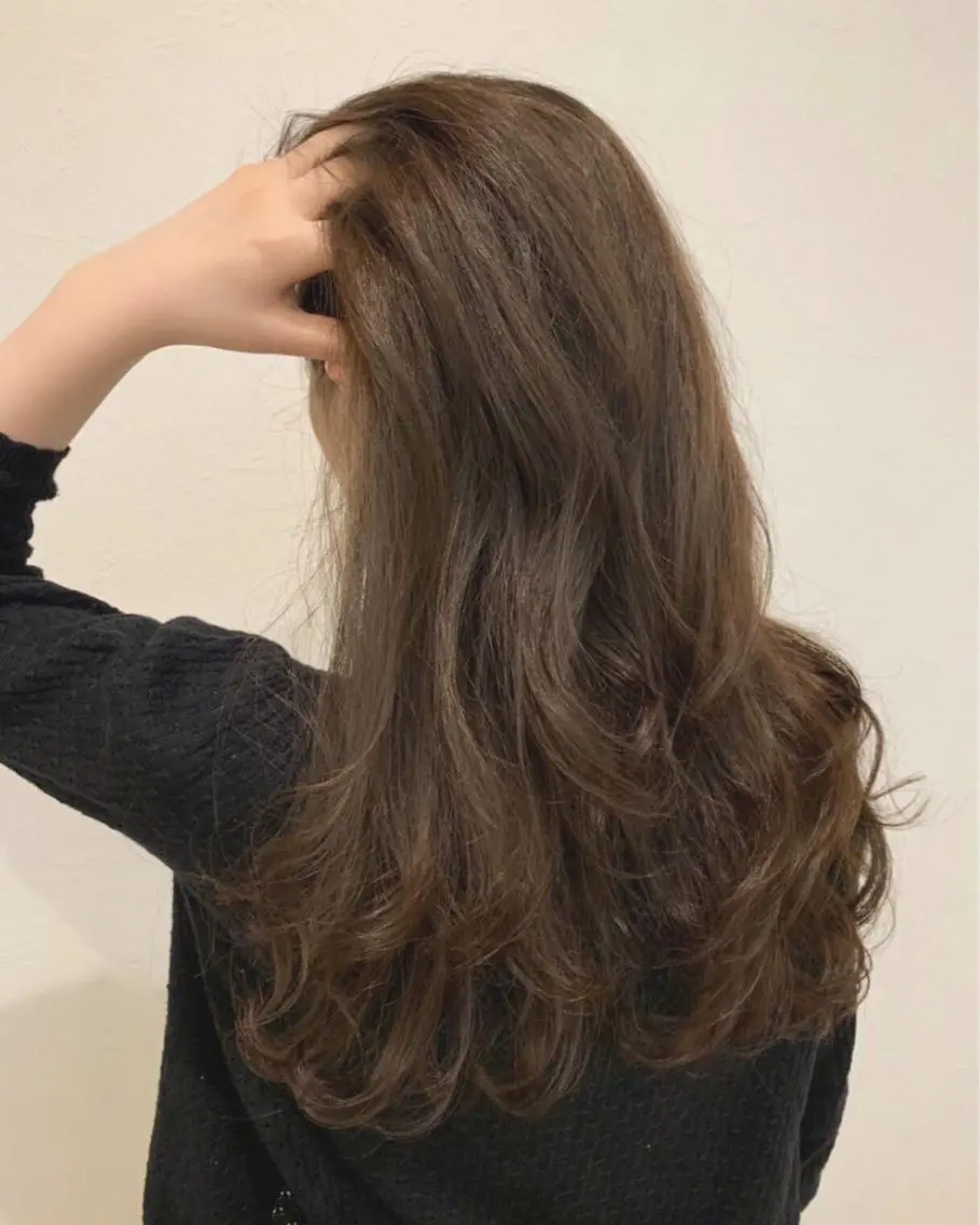 ロング カラー パーマ ヘアアレンジ メンズ キッズ ネイル マツエク・マツパ メンズブリーチ アディクシーカラー ブリーチ 透明感カラー イルミナカラー カット ヘアカラー トリートメント MEGUMI megumiのヘアスタイル