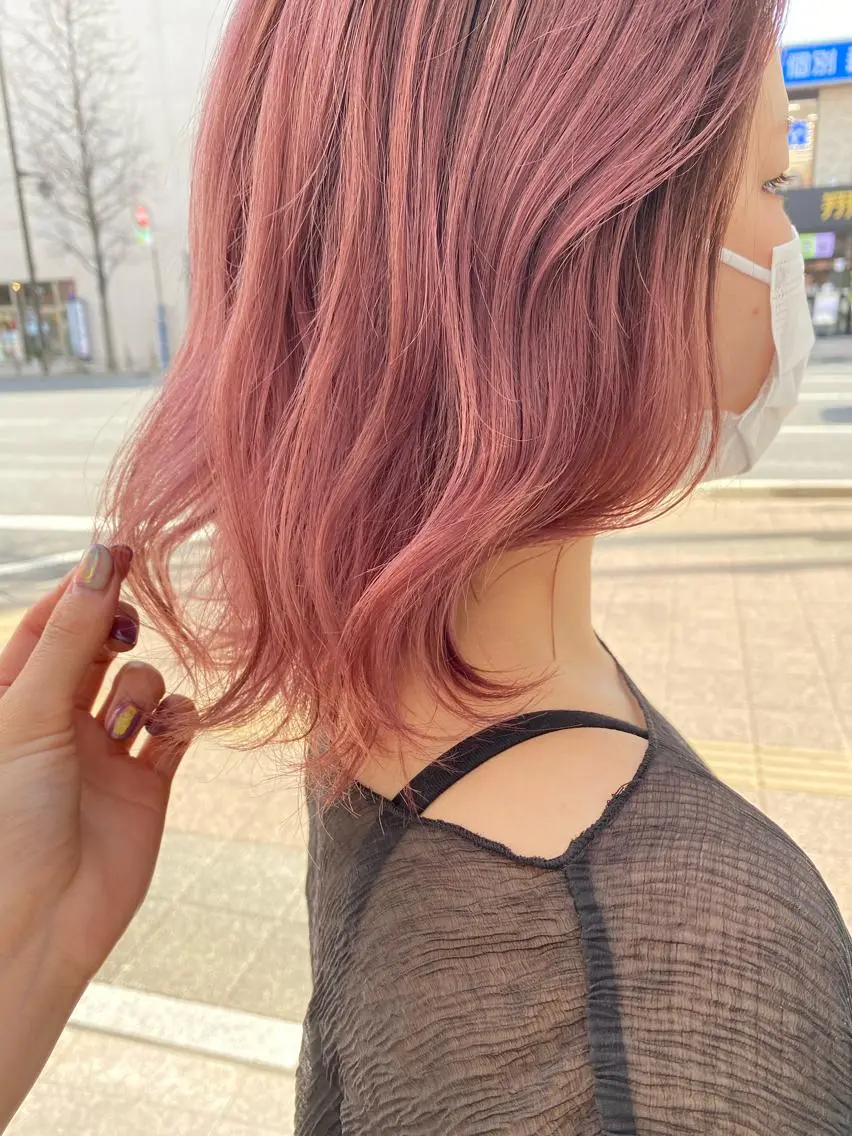 ミディアム カラー ブリーチ 透明感カラー ピンクカラー ヘアカラー 🫧富田 苑実🫧のヘアスタイル