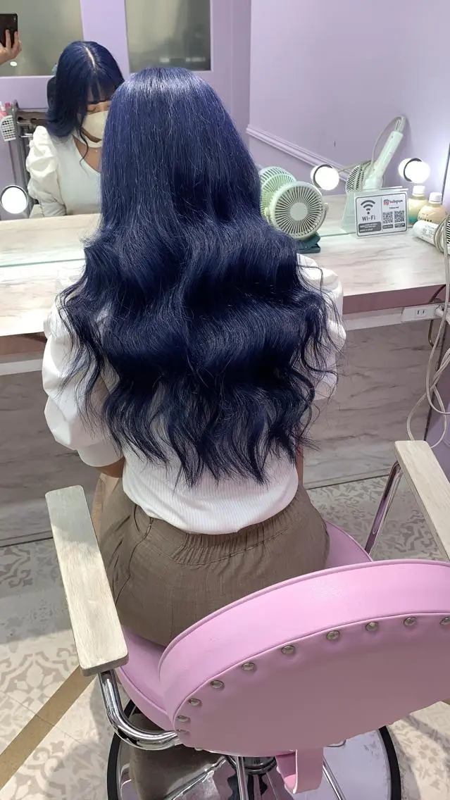 ロング 派手髪支持率No1 Eisukeのヘアスタイル