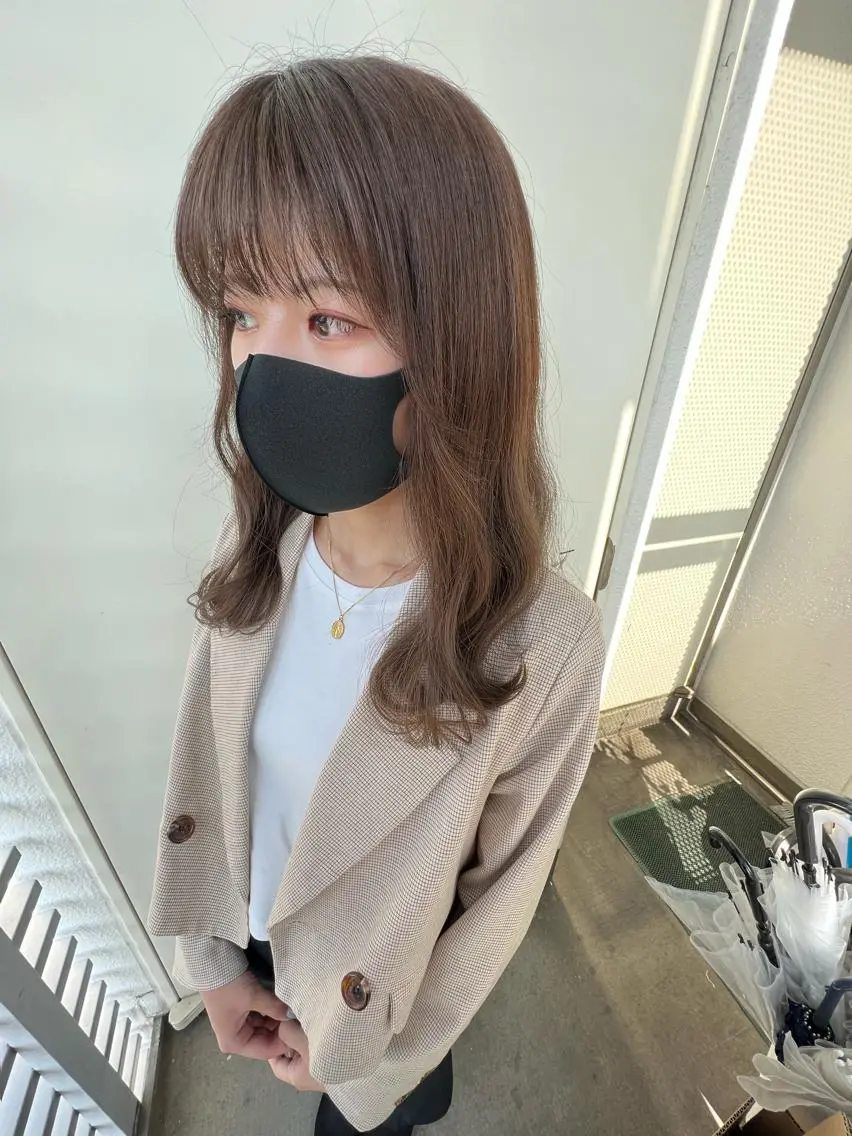 セミロング カラー 顔周りカット 韓国風ヘア カット トリートメント 韓国🇰🇷レイヤー 映える顔周り🩷のヘアスタイル
