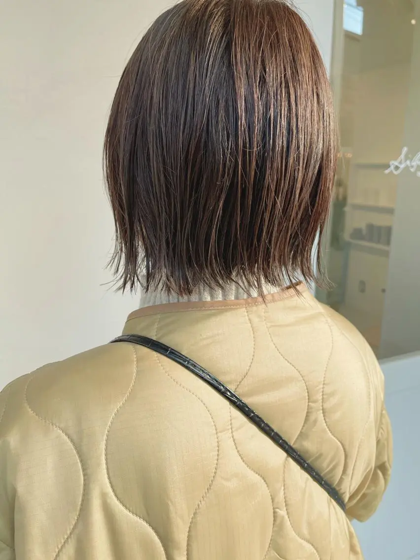 ショート カラー ベージュカラー 透明感カラー グレージュ ハイライトカラー ボブ kyon.hair 韓国カットカラーのヘアスタイル