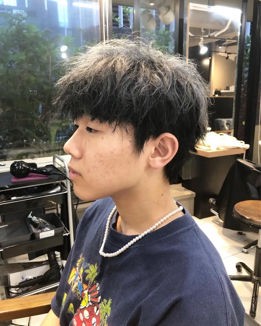 カラー ヘアアレンジ メンズ ツートーンカラー カット ヘアカラー トリートメント ヘアセット メンズ特化✂️栗原 侑也のヘアスタイル