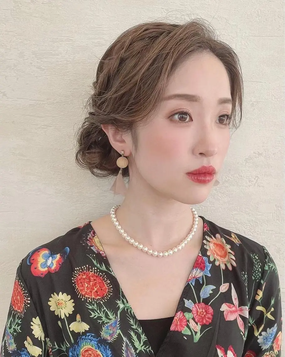 セミロング ヘアアレンジ ヘアセット YUI𓍯エクステ /ニュアンスカラーのヘアスタイル